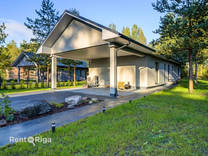 Sludinājumi. Izīrē jaunu, kvalitatīvi būvētu māju Ķekavā  klusā, meža ieskautā vietā ar visām pilsētas Cena: 1650 EUR/mēn Foto #1