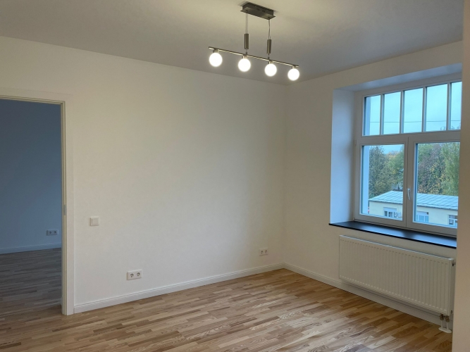 Sludinājumi. Tiek pārdots renovēts 2-istabu dzīvoklis  ar atsevišķu virtuvi.  Plānojums: atsevišķa virtuve, Cena: 103500 EUR Foto #7