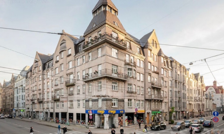 Sludinājumi. Pārdod trīsistabu dzīvokli Rīgas centrā  A. Čaka un Matīsa ielas krustojumā  Tiek piedāvāts 151 m Cena: 299000 EUR Foto #1