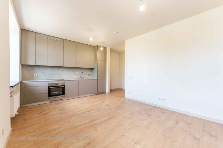 Sludinājumi. Mūsdienīgs un līdz detaļām pārdomāts 3-istabu dzīvoklis Lielirbes ielā 9a  lokācijā, kas piedāvā Cena: 123500 EUR Foto #2