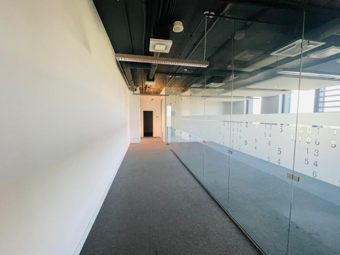 Sludinājumi. Biroja telpas biroju ēkas Place Eleven 13. stāvā.  Birojs tiks kosmētiski atsvaidzināts atbilstoši Cena: 2720 EUR/mēn Foto #8