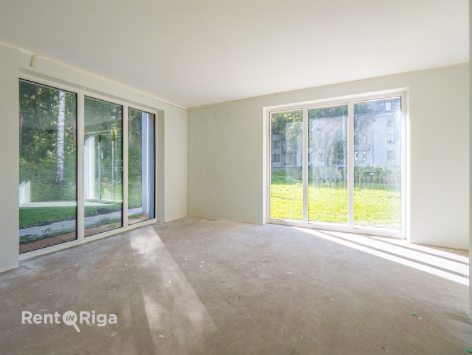 Sludinājumi. Namīpašums Jūrkalnes ielā, lieliska iespēja investīcijām!  Pārdod namīpašumu ar izcilu atrašanās Cena: 350000 EUR Foto #1