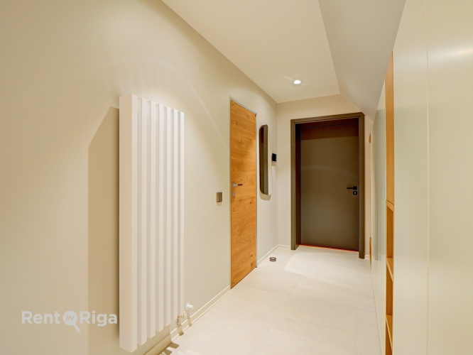 Sludinājumi. Vilhelma Nami Miesnieku ielā 13, 15 un 17 iespējams ir iekārojamākās adresēs Rīgā. Senatnes elpa Cena: 780000 EUR Foto #3