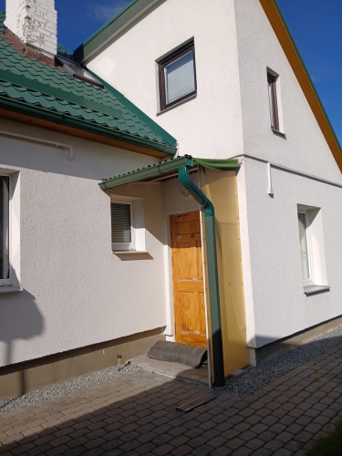 Sludinājumi. Piedāvājumā plaša un daudzfunkcionāla māja Ogrē ar divām atsevišķām ieejām.  Mājas plānojums: 1. Cena: 255000 EUR Foto #1