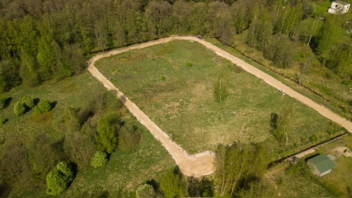 Sludinājumi. Zemes gabals Trīsciemā - savrupmāju apbūves teritorija (DzS1).   Atļautie izmantošanas veidi: Cena: 33485 EUR Foto #5