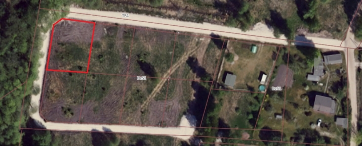 Sludinājumi. Zemes gabals Trīsciemā - savrupmāju apbūves teritorija (DzS1).   Atļautie izmantošanas veidi: Cena: 33115 EUR Foto #1