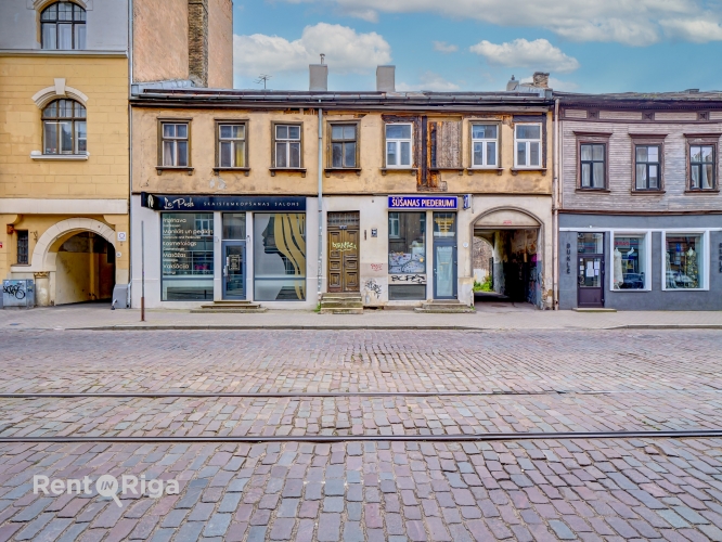 Sludinājumi. Tiek piedāvāts iegādei daudzfunkcionāls namīpašums Rīgas Centra rajonā, vienā no pilsētas Cena: 450000 EUR Foto #1
