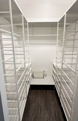 Sludinājumi. Izzīrē 4 istabu dzīvokli otrajā stāvā privātmājā tuvajā Pārdaugavā ar bezmaksas slēgtu Cena: 750 EUR/mēn Foto #9