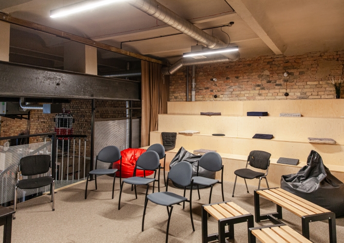 Объявление. Полностью оборудованный офис на 4 рабочих мест  Предлагаем полностью меблированный и оснащённый Цена: 800 EUR/мес. Foto #8