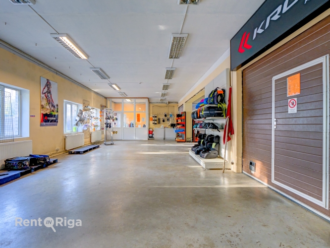 Объявление. Tirzniecības/noliktavas telpas ar savu teritoriju Ganību dambī.  Par objektu: Tiek iznomāta 2. Цена: 3500 EUR/мес. Foto #8