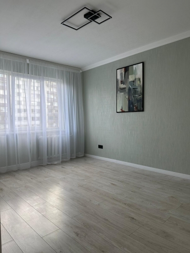 Sludinājumi. Pārdodu gaišu un siltu dzīvokli pēc remonta, zeme īpašumā.  Dzīvoklis atrodas ērtā vietā: blakus Cena: 84000 EUR Foto #2