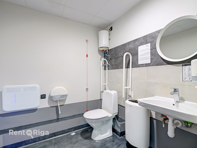 Sludinājumi. IZNOMĀ BIROJU KRASTA BIROJOS, MAZĀ KRASTA IELĀ 83, RĪGĀ  Biroja telpas 51.6 m platībā modernā Cena: 310 EUR/mēn Foto #6