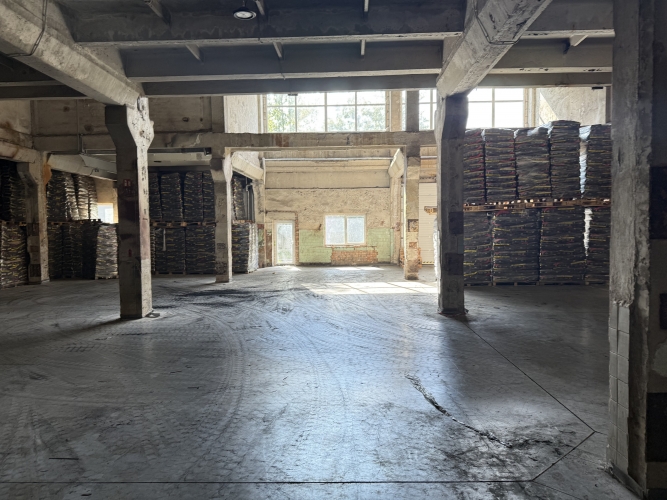 Sludinājumi. Plašas, sausas noliktavas un ražošanas telpas Ulbrokas ielā, pie Tirdzniecības ostas, Rīgā  Cena: 1440 EUR/mēn Foto #7