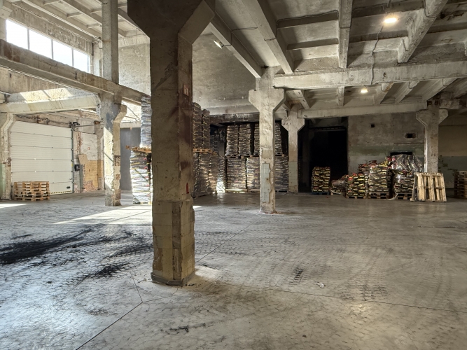 Sludinājumi. Plašas, sausas noliktavas un ražošanas telpas Ulbrokas ielā, pie Tirdzniecības ostas, Rīgā  Cena: 1440 EUR/mēn Foto #6