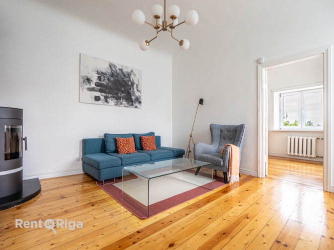 Sludinājumi. Piedāvājumā ekskluzīvs un mājīgs dzīvoklis 60 m platībā, kas apvieno vēsturisko šarmu ar Cena: 850 EUR/mēn Foto #9