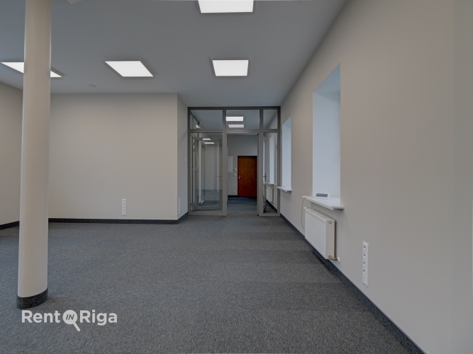 Sludinājumi. Jaunas biroja telpas Klusajā centrā.  Piedāvājam nomai mūsdienīgas un stilīgas biroja telpas Cena: 788 EUR/mēn Foto #3