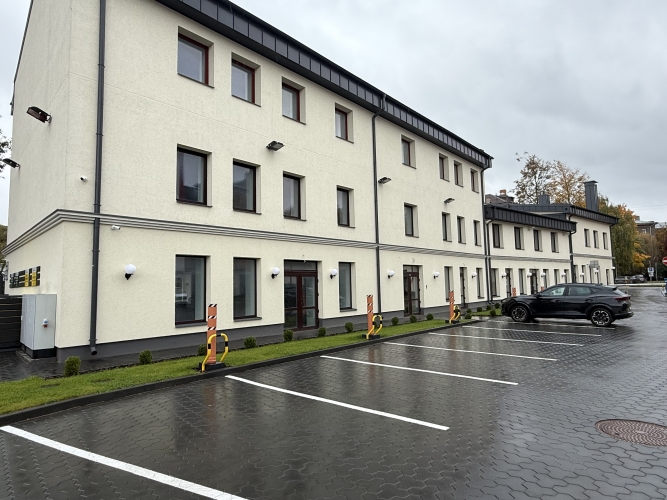 Sludinājumi. Jaunas biroja telpas Klusajā centrā.  Piedāvājam nomai mūsdienīgas un stilīgas biroja telpas Cena: 788 EUR/mēn Foto #9