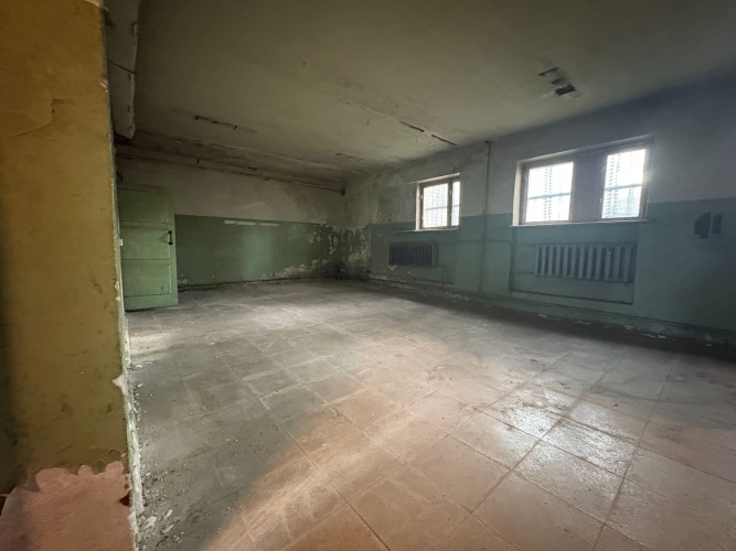 Sludinājumi. Pieejamas noliktavas/ražošanas telpas labā lokācijā un par izdevīgu cenu.  Telpas ir pielāgojamas Cena: 1622 EUR/mēn Foto #4