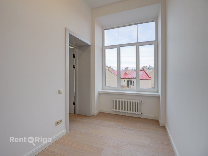 Sludinājumi. Elegans dzīvoklis ar balkonu uz iekšpagalmu!  Piedāvājumā dzīvokļi ar pilnu apdari!  Renovētā Cena: 201240 EUR Foto #7