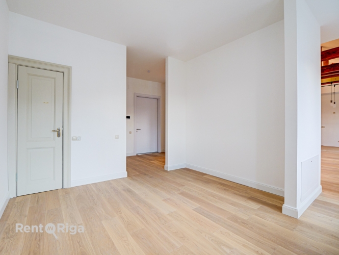 Sludinājumi. Ekskluzīvs 4-istabu mansarda dzīvoklis Rīgas centrā!  Piedāvājumā dzīvokļi ar pilnu apdari!  Cena: 676440 EUR Foto #4