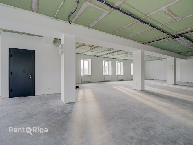 Sludinājumi. Jaunas biroja telpas Klusajā centrā.  Piedāvājam nomai mūsdienīgas un stilīgas biroja telpas Cena: 3206 EUR/mēn Foto #4