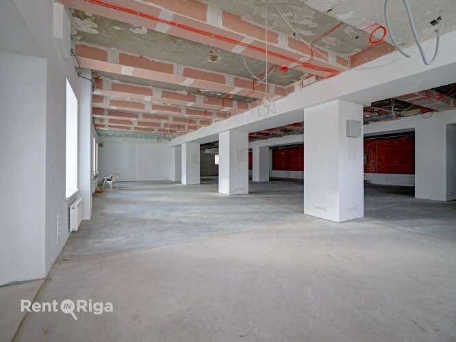 Sludinājumi. Jaunas biroja telpas Klusajā centrā.  Piedāvājam nomai mūsdienīgas un stilīgas biroja telpas Cena: 3233 EUR/mēn Foto #2