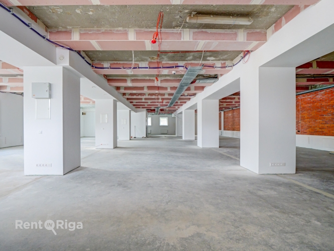 Sludinājumi. Jaunas biroja telpas Klusajā centrā.  Piedāvājam nomai mūsdienīgas un stilīgas biroja telpas Cena: 3233 EUR/mēn Foto #3