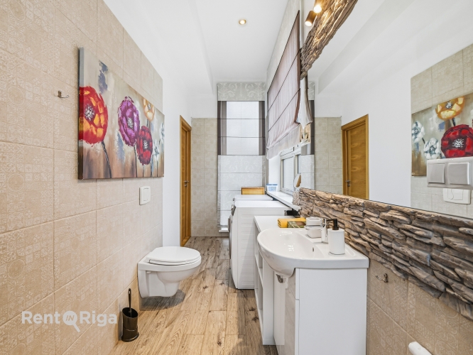 Sludinājumi. Plašs un elegantas apdares 4-istabu dzīvoklis ar terasi un pazemes stāvvietu  tikai 300 m no jūras, Cena: 265000 EUR Foto #6