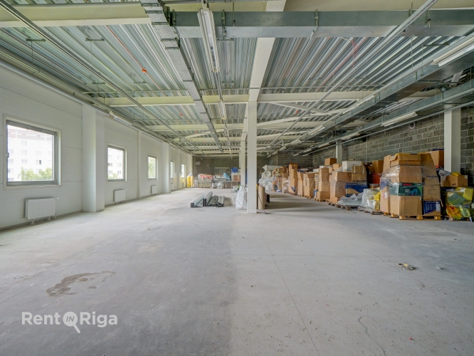 Объявление. Открытая планировка помещений для офиса, спортивного зала, образовательных занятий или других Цена: 2355 EUR/мес. Foto #3