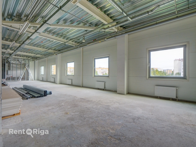 Объявление. Открытая планировка помещений для офиса, спортивного зала, образовательных занятий или других Цена: 2355 EUR/мес. Foto #5