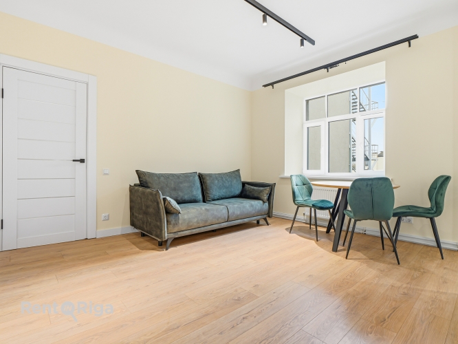 Sludinājumi. Ekskluzīva iespēja - ar augstas kvalitātes apdari dzīvoklis pašā Rīgas sirdī!  Plānojums: * Cena: 122000 EUR Foto #2