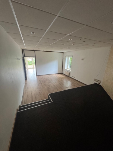 Объявление. Сдаются в аренду помещения в Юрмале. Возможна аренда отдельных помещений различной площади или Цена: 2700 EUR/мес. Foto #8