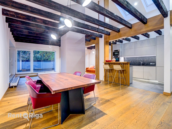 Sludinājumi. Pilnībā aprīkots un mēbelēts dzīvoklis ēkas augšējā stāvā, ar divām pazemes autostāvvietām un Cena: 345000 EUR Foto #6