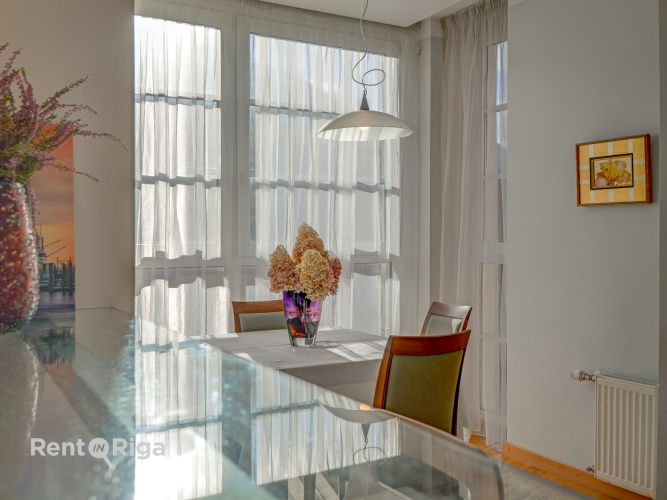 Sludinājumi. Ekskluzīvs un plašs dzīvoklis Mežaparka sirdī!  Izbaudi kvalitatīvu dzīvi prestižākajā Rīgas rajonā Cena: 266500 EUR Foto #8