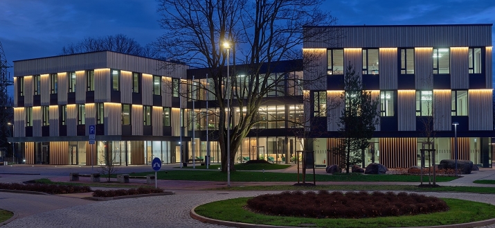 Sludinājumi. Biroja telpas A klases biroju ēkā Mežaparkā.  Telpas ir piemērotas salonam, veikalam vai birojam, Cena: 850 EUR/mēn Foto #7