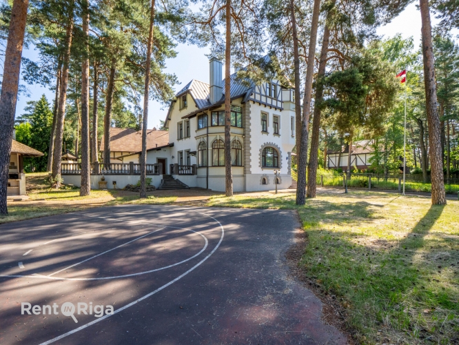 Sludinājumi. Ekskluzīvā Mežaparka sirdī, Sudrabu Edžus ielā 1, ilgtermiņa nomai tiek piedāvāta viena no rajona Cena: 5000 EUR/mēn Foto #4