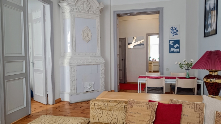 Sludinājumi. Dzīvo prestižā Rīgas centrā!   Izīrē plašu un eleganti iekārtotu 4 istabu dzīvokli pašā Rīgas sirdī Cena: 1100 EUR/mēn Foto #4