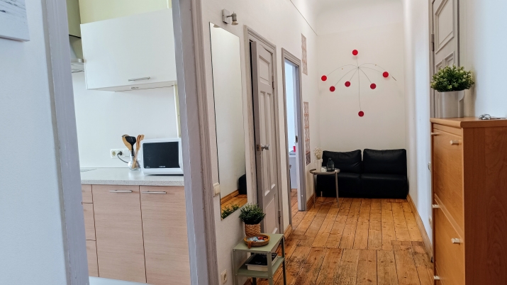 Sludinājumi. Dzīvo prestižā Rīgas centrā!   Izīrē plašu un eleganti iekārtotu 4 istabu dzīvokli pašā Rīgas sirdī Cena: 1100 EUR/mēn Foto #5