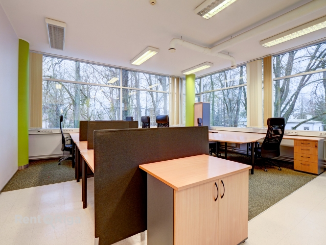 Sludinājumi. Biroja telpas zaļā un labiekārtotā, slēgtā teritorijā.  - Nomas maksā iekļautas 4 autostāvvietas Cena: 1766 EUR/mēn Foto #5