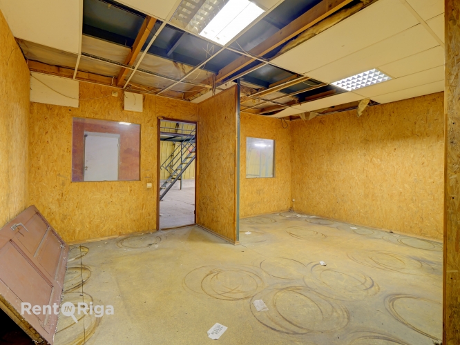 Sludinājumi. Plašs angārs divos līmeņos blakus SENUKAI  + Kopējā platība ~ 700 m2 + Pirmā stāva platība: ~420 m Cena: 1290 EUR/mēn Foto #7