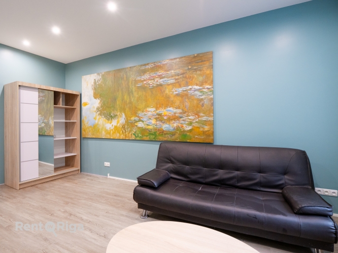 Sludinājumi. Izīrē 2istabu dzīvokli Rīgas centrā!  Iekļauta autostāvvieta slēgtā pagalmā  iebraukšana ar pulti.  Cena: 620 EUR/mēn Foto #4