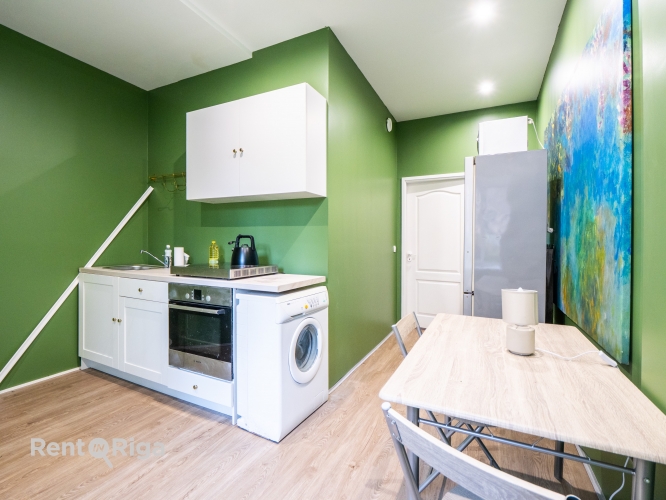 Sludinājumi. Izīrē 2istabu dzīvokli Rīgas centrā!  Iekļauta autostāvvieta slēgtā pagalmā  iebraukšana ar pulti.  Cena: 620 EUR/mēn Foto #7