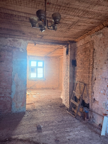Объявление. A three-storey building for reconstruction in the old town of Cēsis.  Year of construction: 1880. Цена: 120000 EUR Foto #9