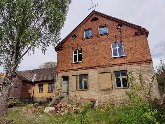 Объявление. A three-storey building for reconstruction in the old town of Cēsis.  Year of construction: 1880. Цена: 120000 EUR Foto #7