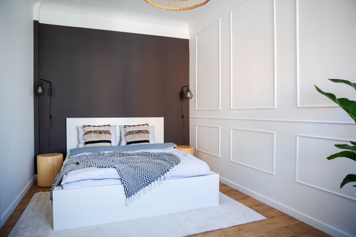 Sludinājumi. Izīrē gaišu un mājīgu dzīvokli Rīgas centrā!  Plašs dzīvoklis ar augstajiem griestiem lieliskā Cena: 1850 EUR/mēn Foto #9