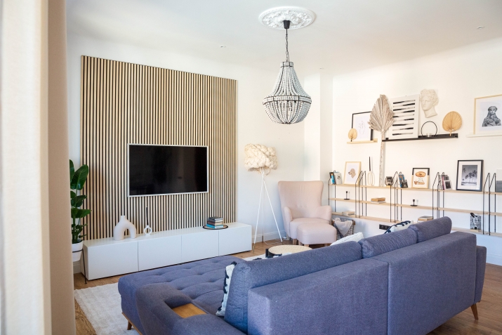 Sludinājumi. Izīrē gaišu un mājīgu dzīvokli Rīgas centrā!  Plašs dzīvoklis ar augstajiem griestiem lieliskā Cena: 1850 EUR/mēn Foto #4