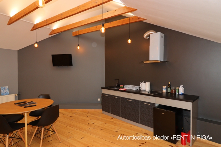 Объявление. Apartment for sale in an excellent location right in the heart of Rigas historic centre! Situated Цена: 99000 EUR Foto #7