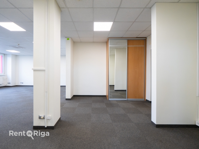 Sludinājumi. Biroja telpas Mūkusalas Biznesa centrā.  Modernas, gaišas un pielāgojamas telpas aktīvā biznesa Cena: 1111 EUR/mēn Foto #7