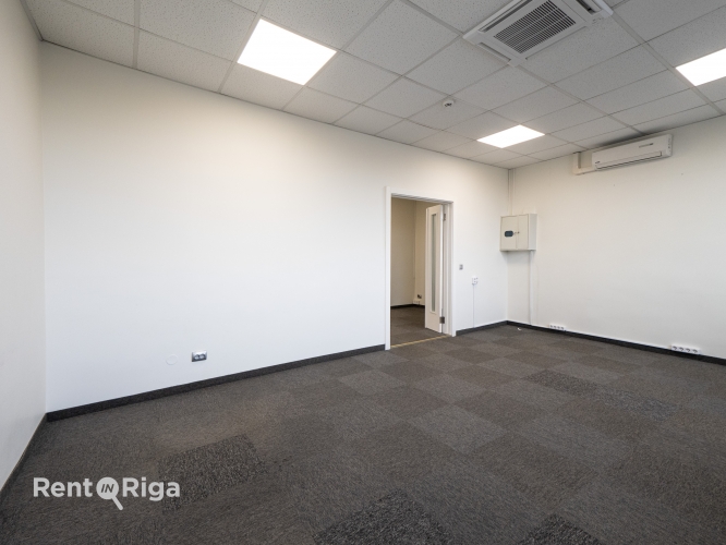 Sludinājumi. Biroja telpas Mūkusalas Biznesa centrā.  Modernas, gaišas un pielāgojamas telpas aktīvā biznesa Cena: 1111 EUR/mēn Foto #6