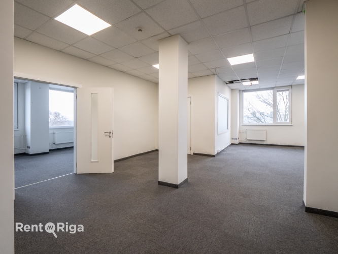 Sludinājumi. Biroja telpas Mūkusalas Biznesa centrā.  Modernas, gaišas un pielāgojamas telpas aktīvā biznesa Cena: 1111 EUR/mēn Foto #3